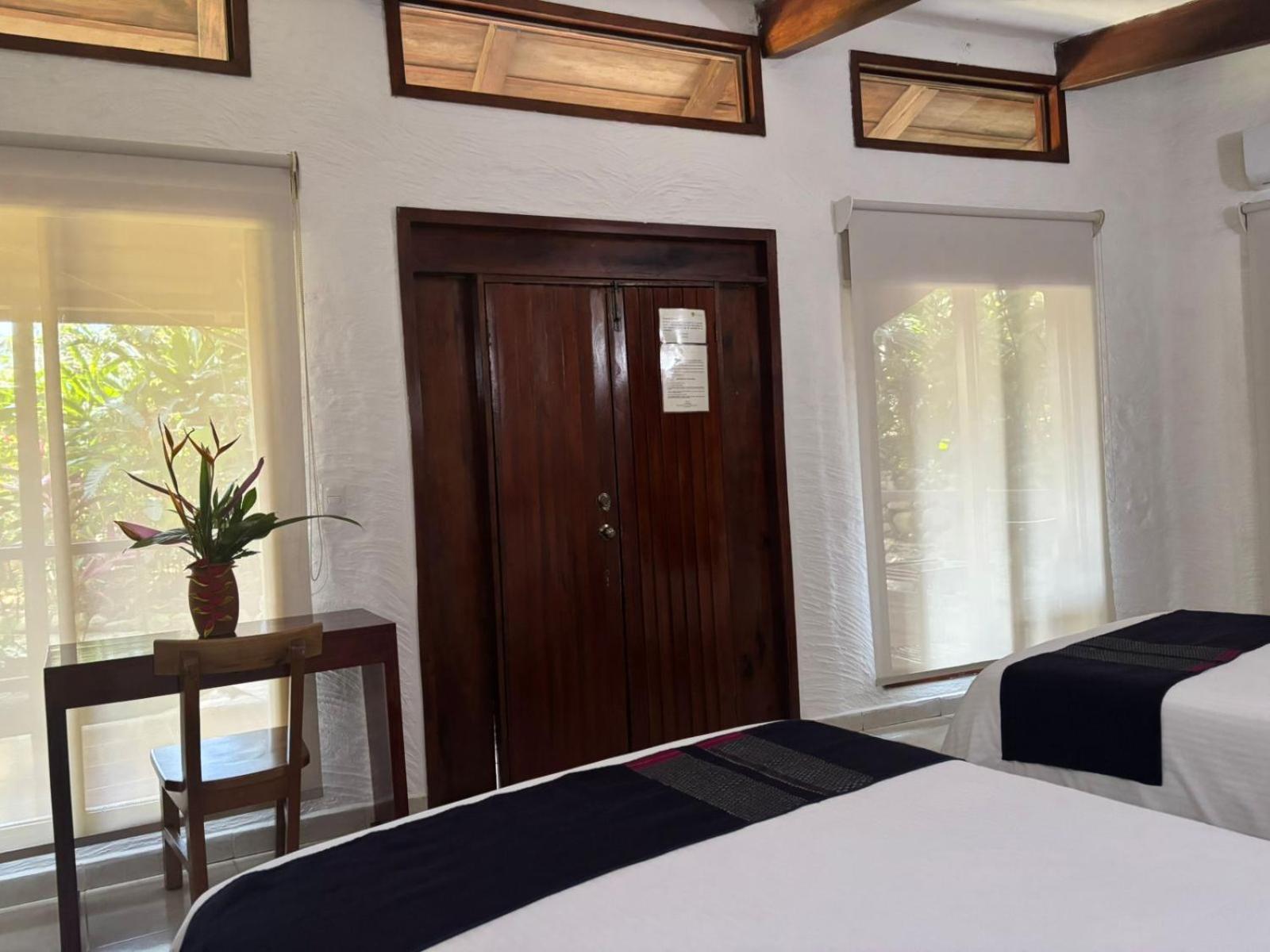 Hotel La Aldea Del Halach Huinic Palenque Room photo