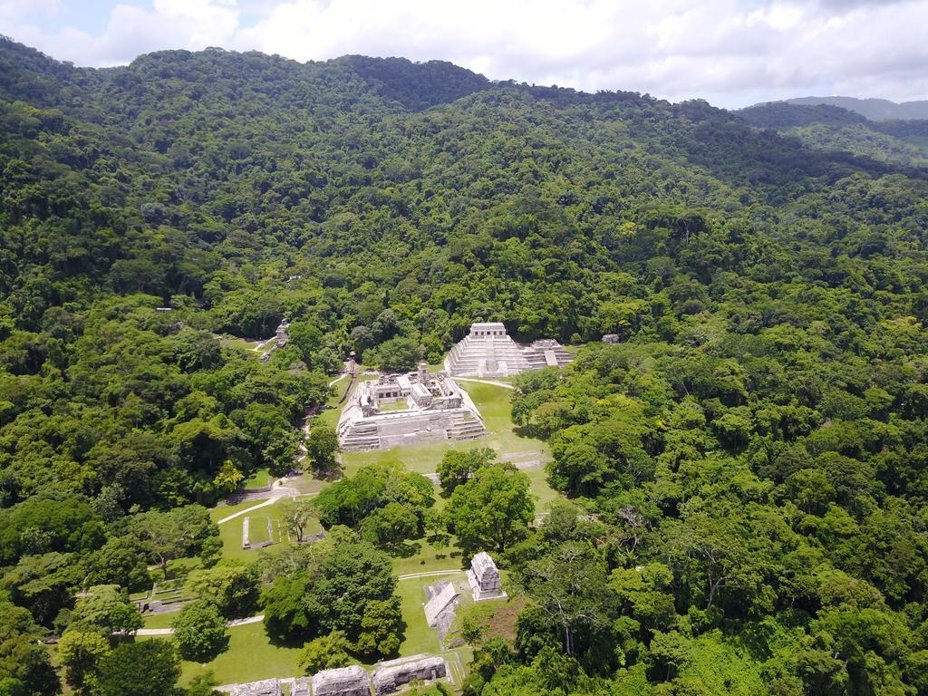 Hotel La Aldea Del Halach Huinic Palenque Exterior photo